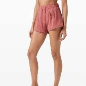 Lululemon Stroll at Sundown Short 3" Cherry Tint